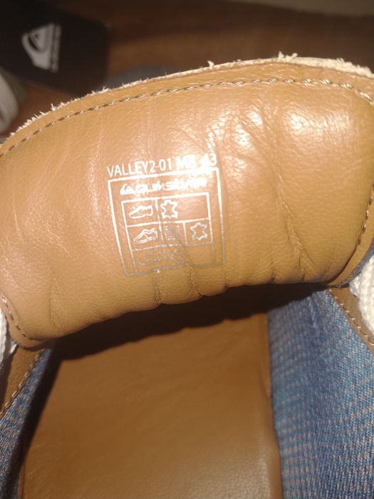 Adidași, piele  43