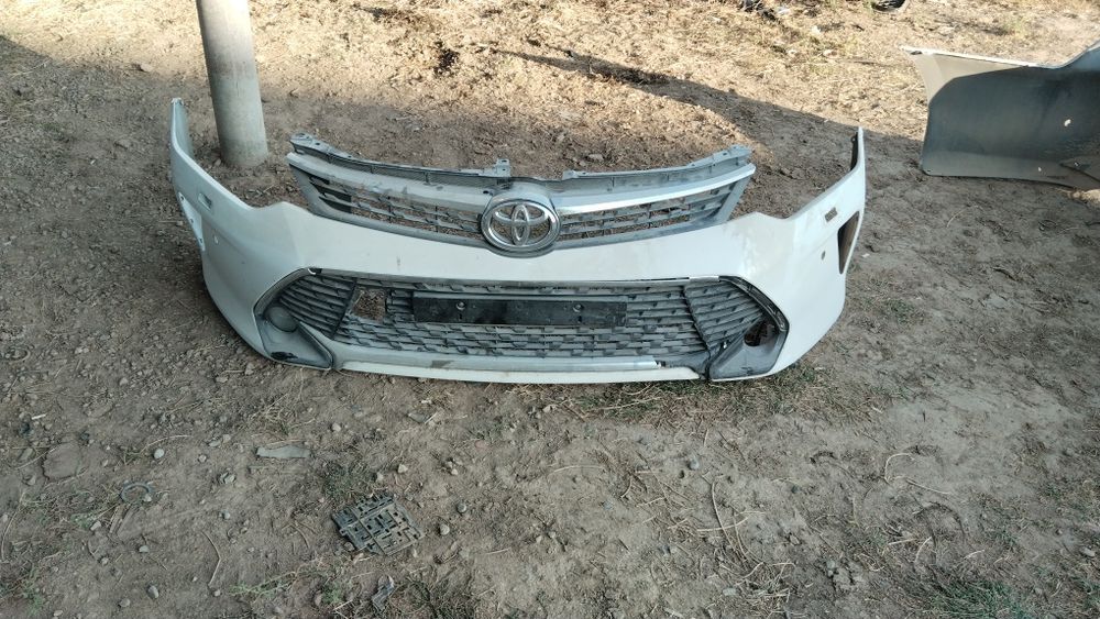 Продам бампер камри 55