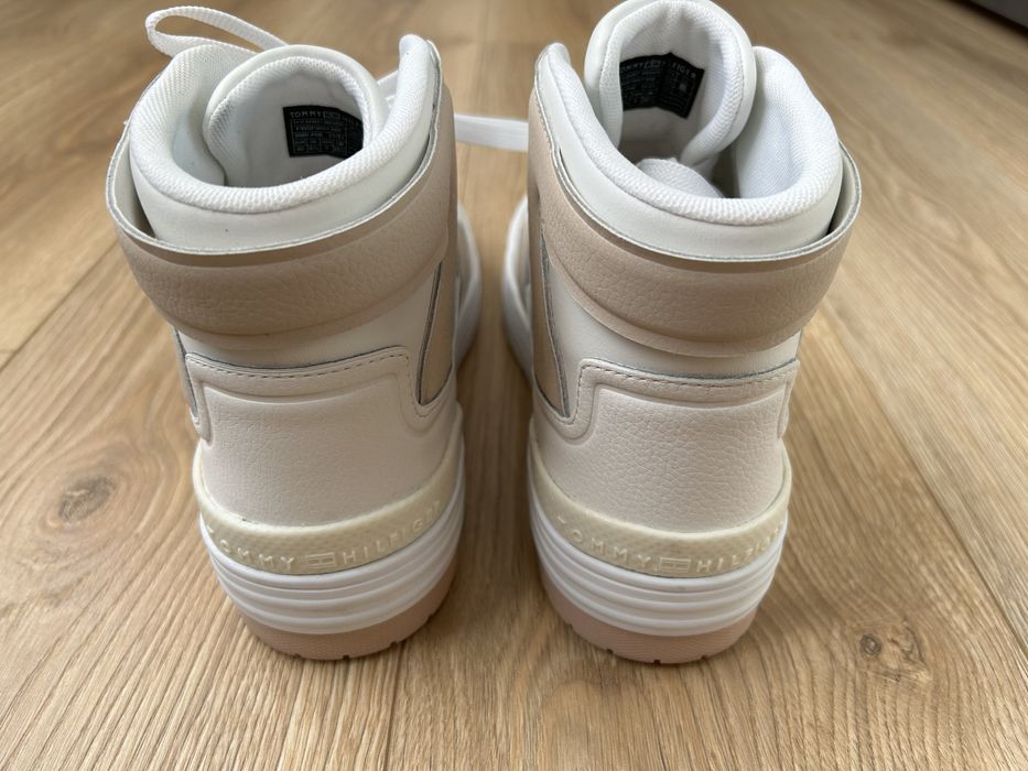 Tommy Hilfiger високи кецове