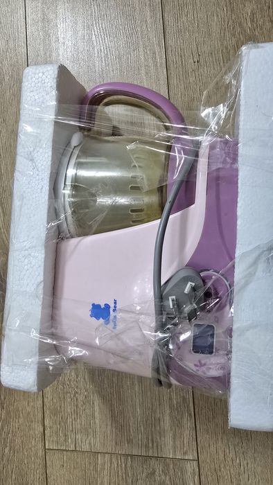 Блендер и пароварка для прикорма малыша