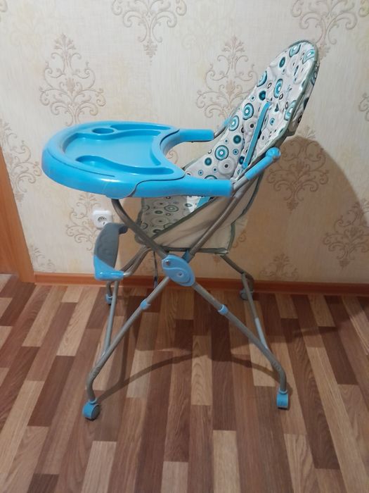 Стол для кормления