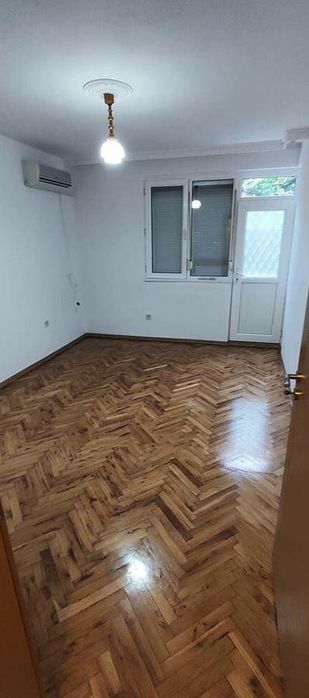 Дава се под наем Многостаен апартамент в Бургас, Център - 90 кв.м за 408 € - Снимка #5