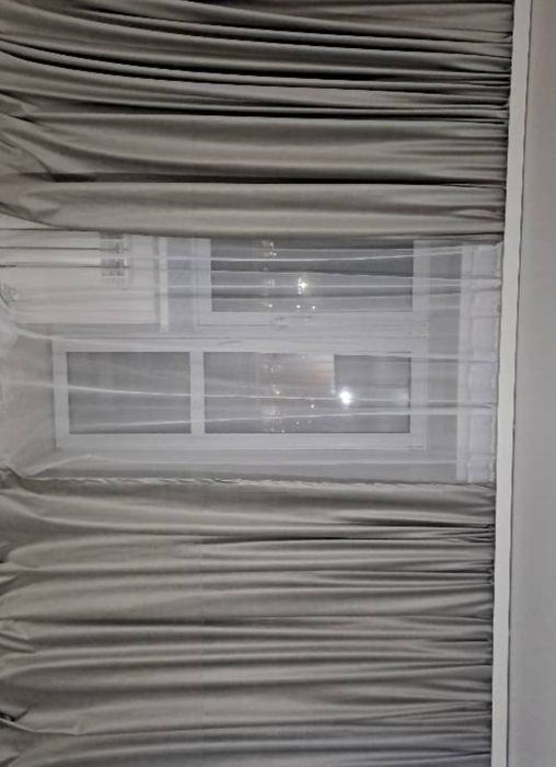 Продаю шторы свет серый и тюль сетка