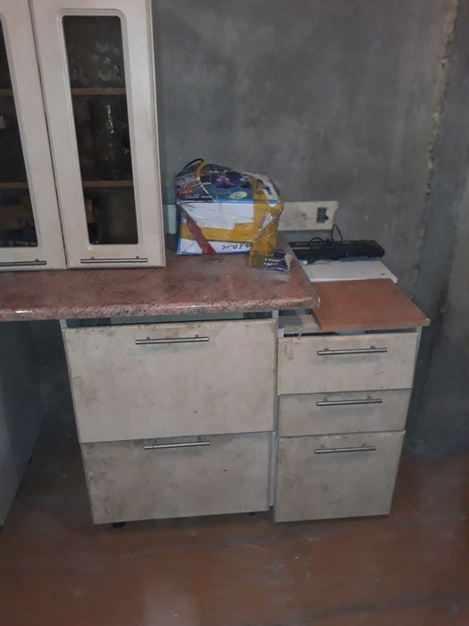 Кухонный горнитур