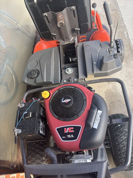 Хускварна 4х4 16 HP Briggs