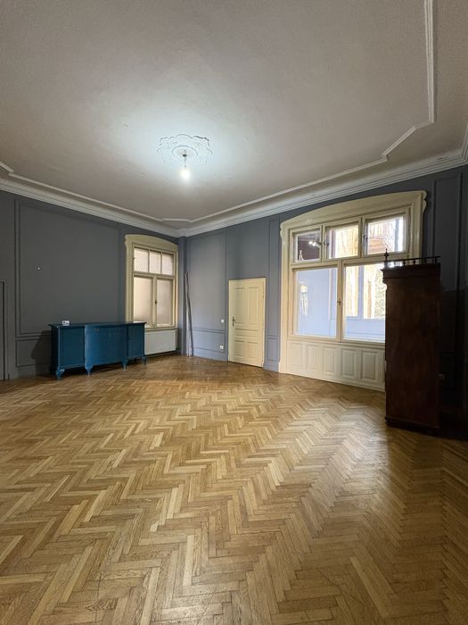 Inchiriere apartament 5 camere central