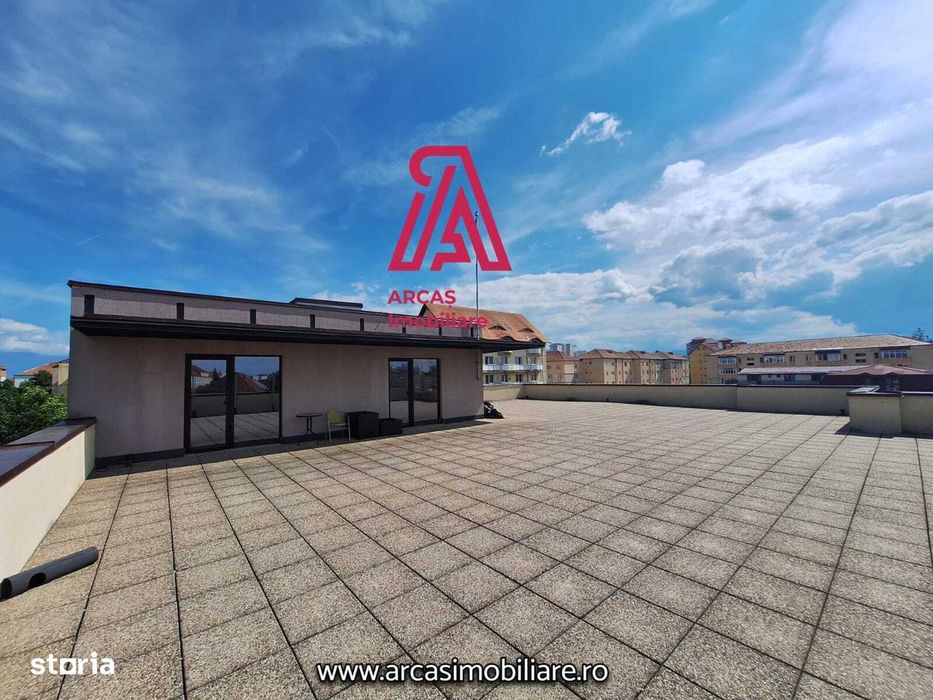 Imobil comercial de vanzare 950 mp utili!