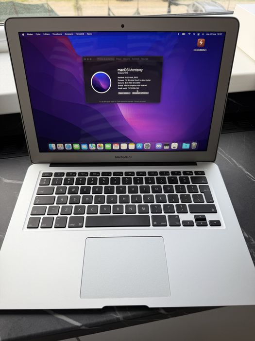 Apple MacBook Air 2017 Full Box