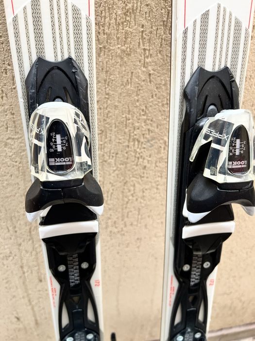 Schiuri DYNASTAR 172