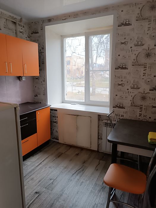 Продам 1.5 на Семенова