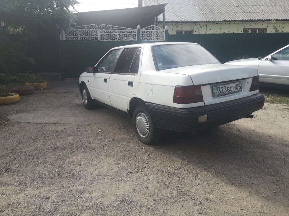 Hyundai Pony 1992 год