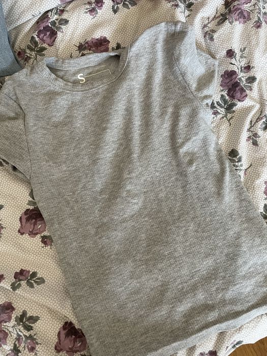 Различни тениски