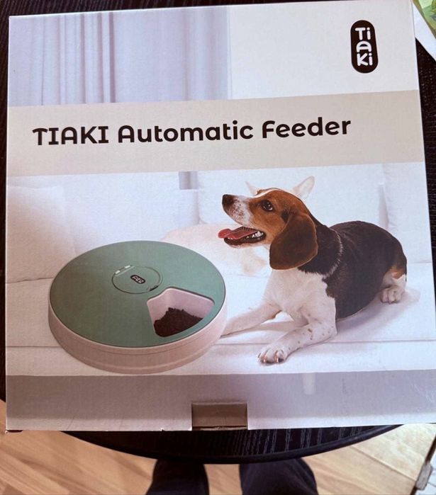Hranitor automat caini/pisici Tiaki