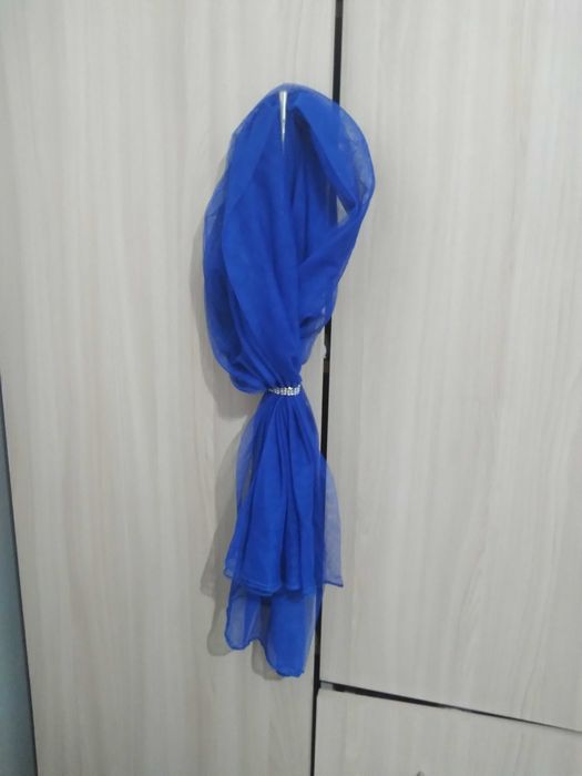 Джинсы для девушек с низкой посадкой от бедра.