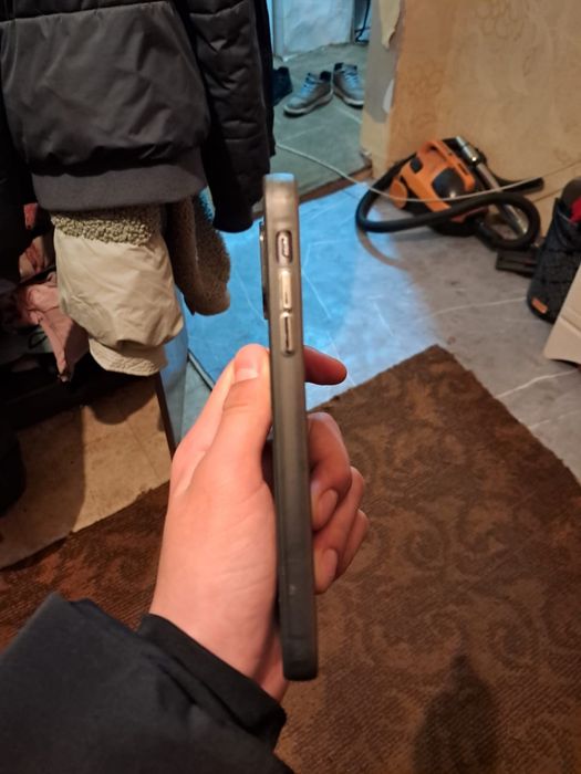 Айфон 11 без гарантие