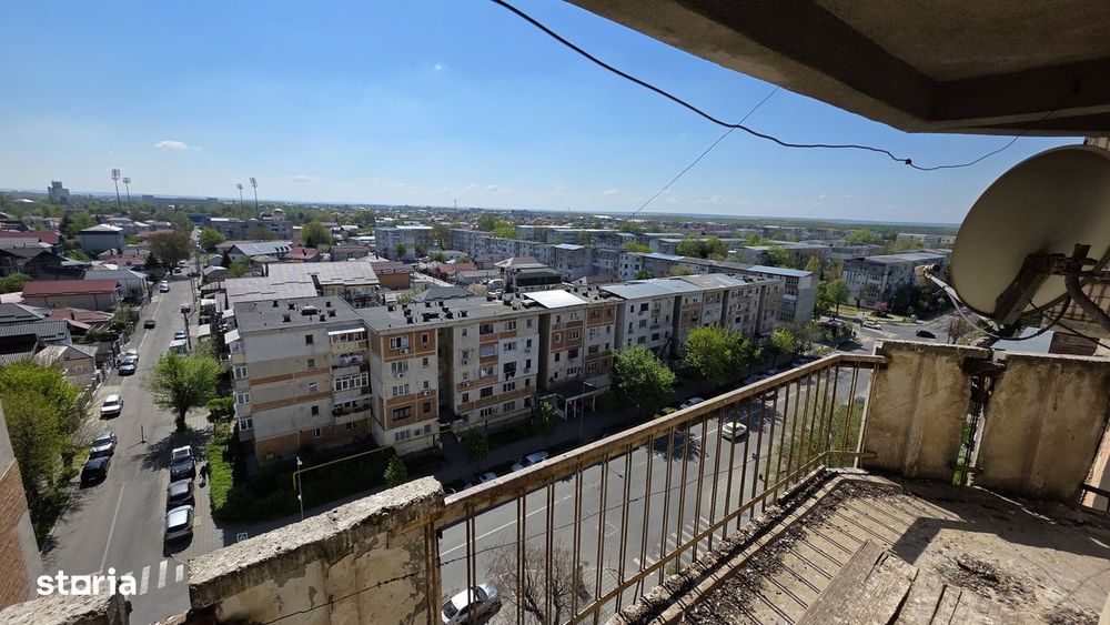 Vand ap cu 3 camere zona Scoala 5