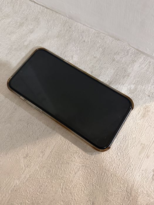 Продам iphone 14 plus голубой