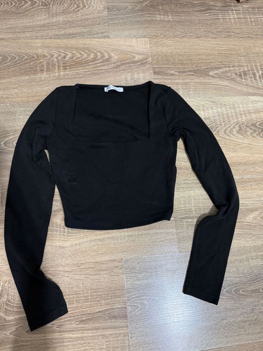 Къса черна блуза ZARA