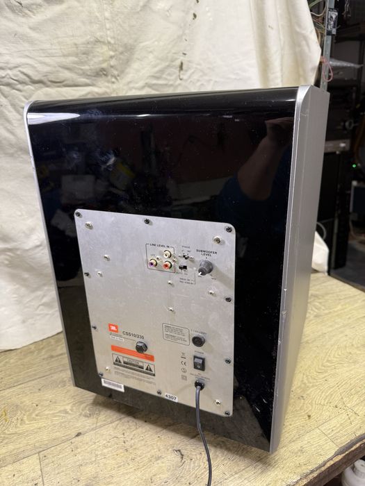 JBL CSS10. Мощен Subwoofer 10”