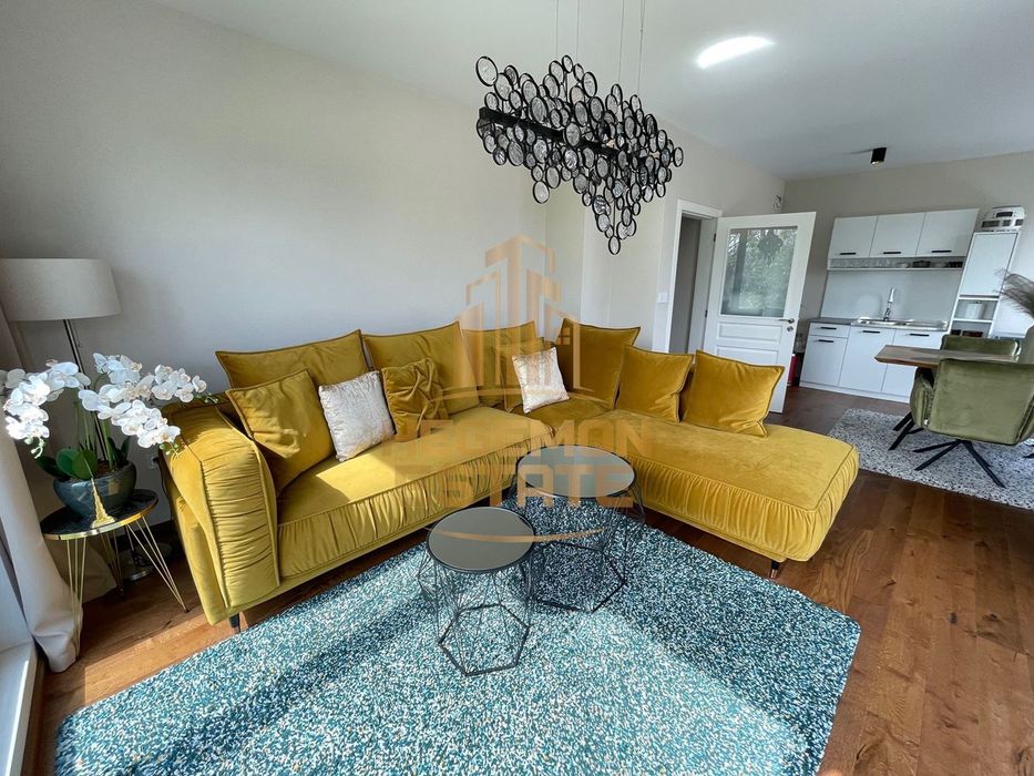 Продава се Двустаен апартамент в Варна, Морска градина - 89 кв.м за 2229 €/кв.м - Снимка #3