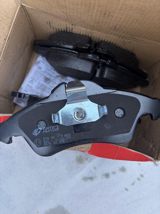 Нови предни накладки REMSA 0578 00 Mercedes Vito V Class Sprinter VW LT