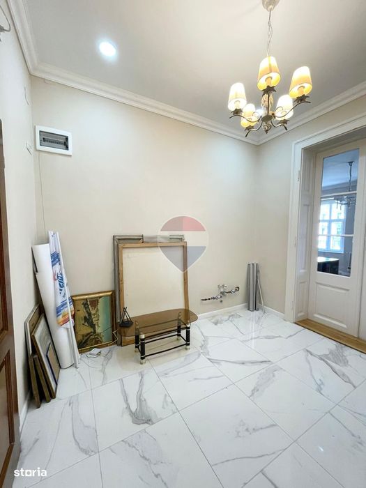 Spațiu de birou de inchiriat zona Teatru Ioan Slavici + parcare
