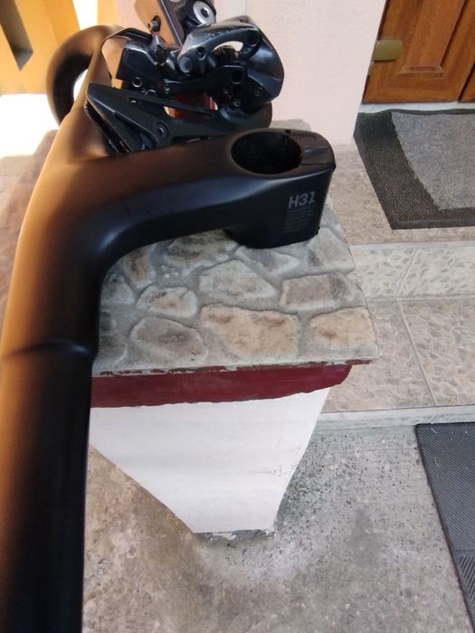 Cursiera carbon Canyon Ultimate Slx și Cannondale Caad 12