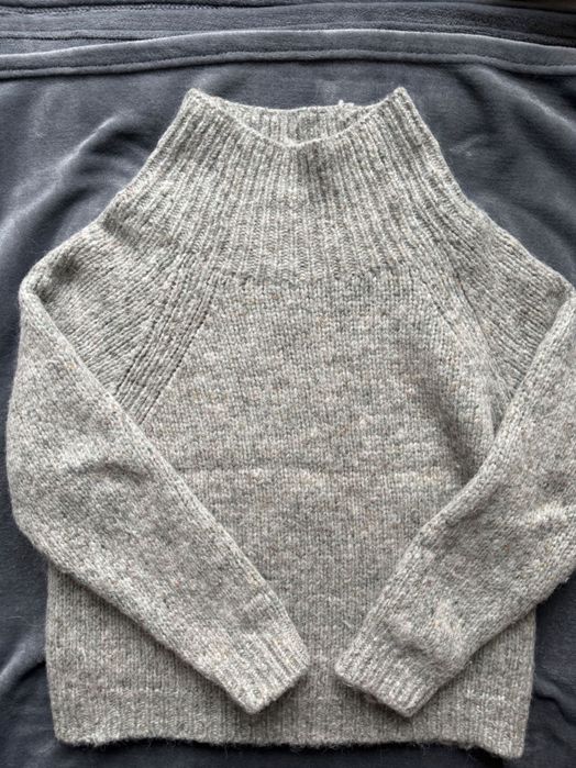 Дамски пуловер от алпака