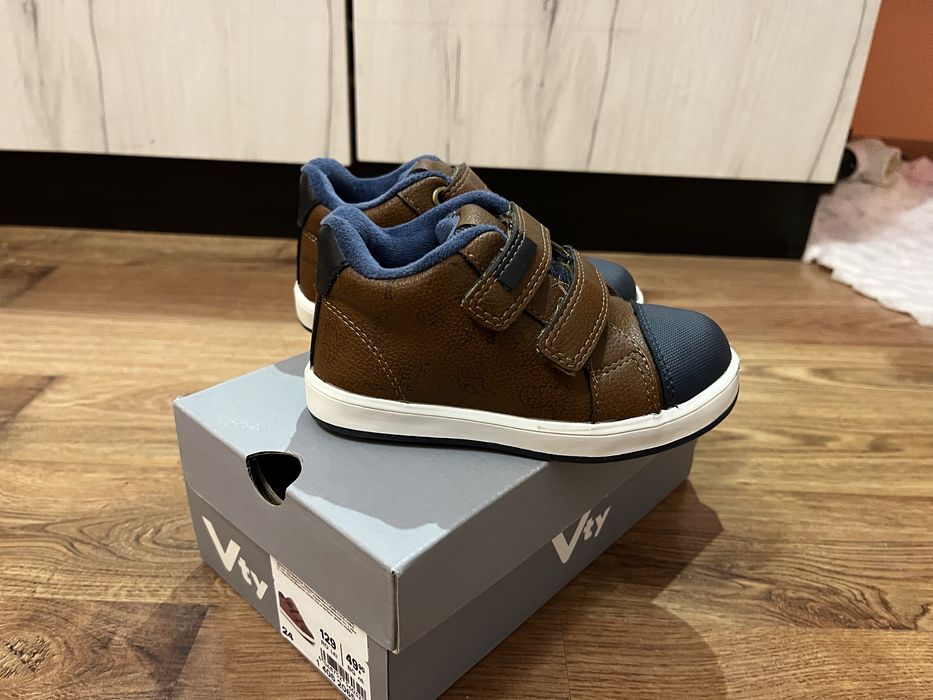 Топли детски обувки Vty