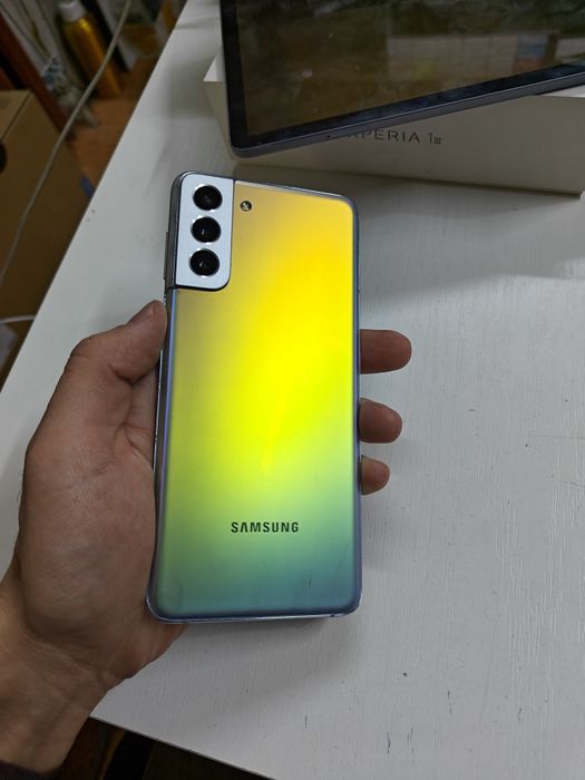 Samsung s21 plus+ 256гб