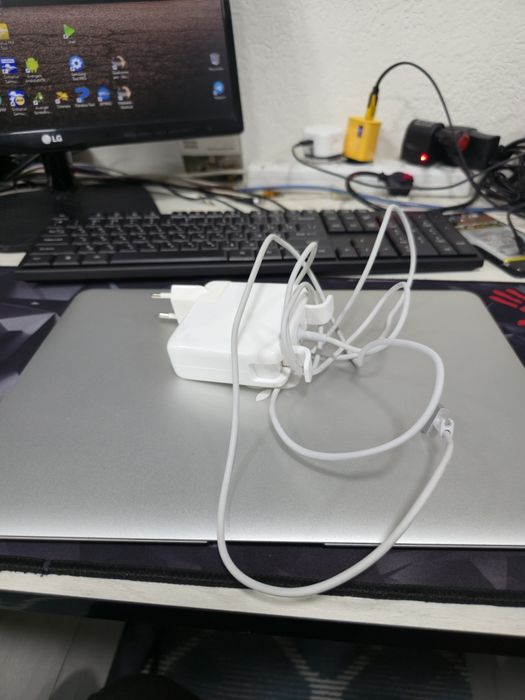 MacBook Air 2017 i7 Tinniq