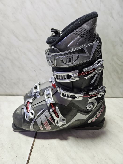 Clapari ski schi Tecnica Vento 70 mondo 29-29,5  marimea 44