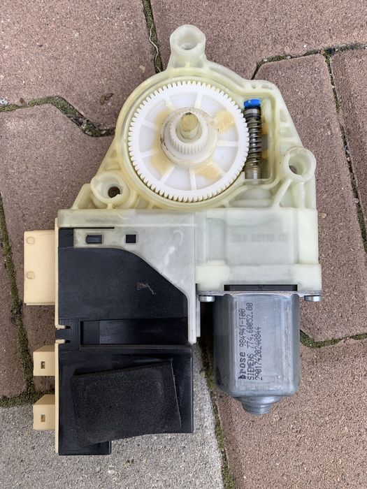 Моторче машинка ел стъкла ляво дясно ситроен Ц4 citroen c4