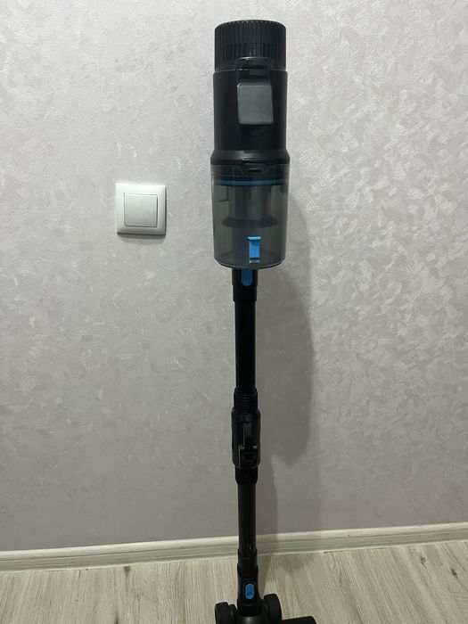 Вертикальный пылесос Rawmid