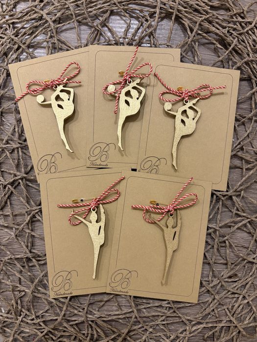 Дървени ръчно изработени мартеници