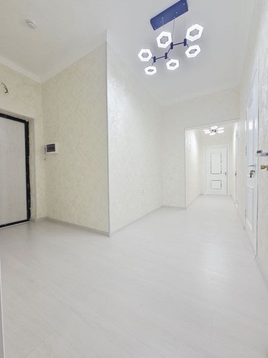 Срочно Учтепа район 3 комн 2 этаж 72 кв можно ипотеку