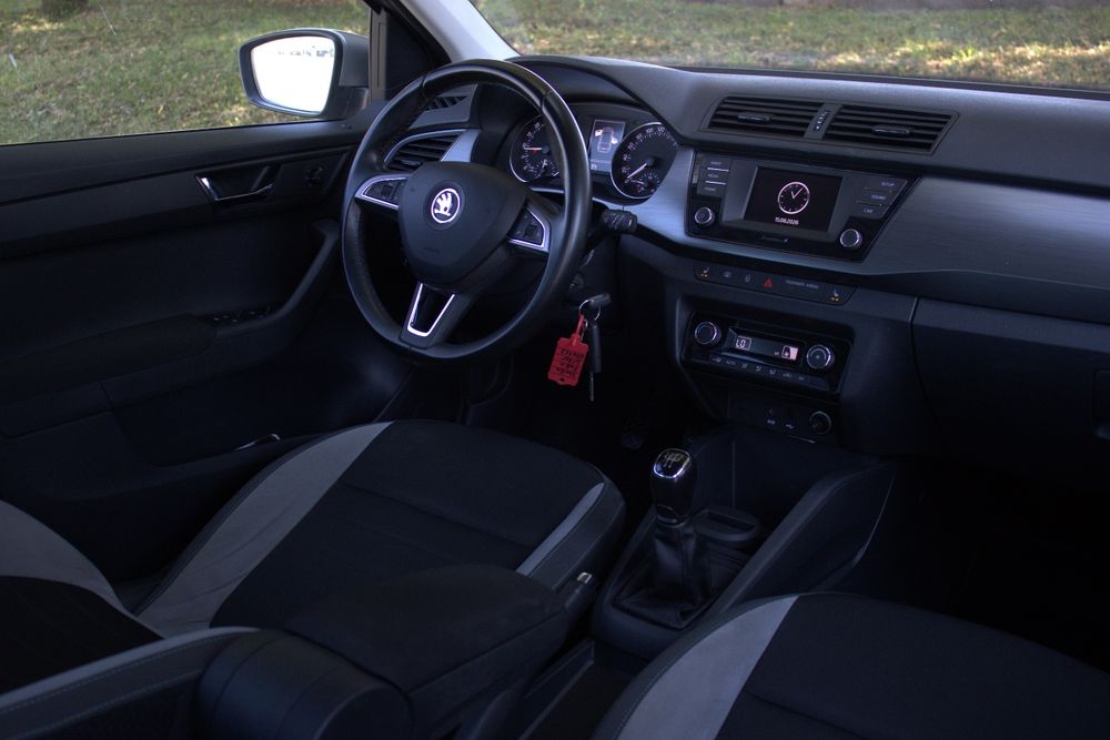 SKODA Fabia 2017 — imagine 5