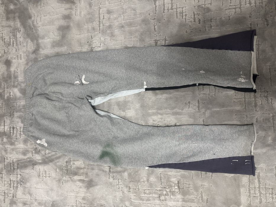 Galerry dept. Flared sweatpants