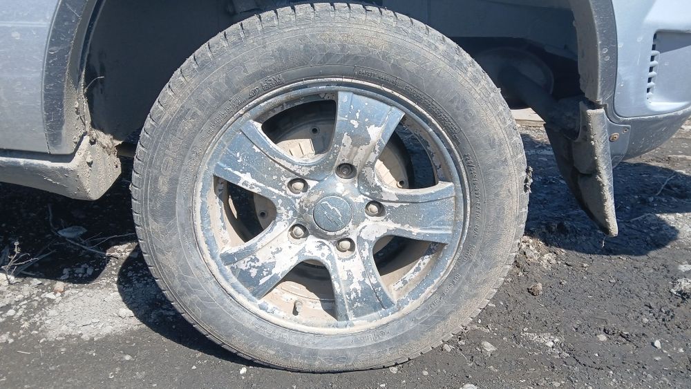 Продам покрышки нормальном состоянии