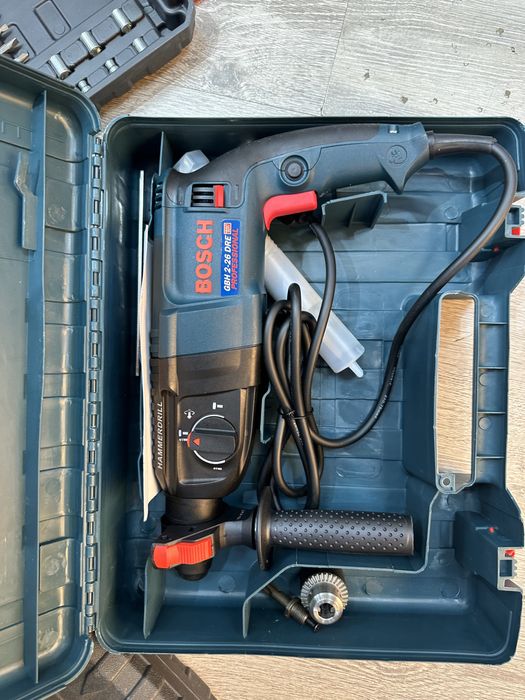 Перфоратор BOSCH  Makita Dewalt 2.26. Perforator