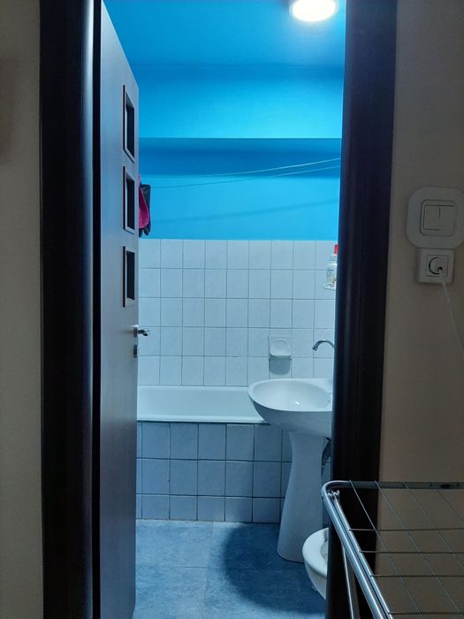Vând apartament 3 camere Iuliu maniu,Apusului intersectie