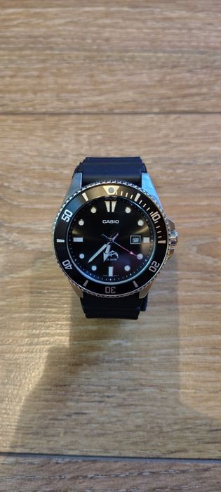 Продам часы новые.