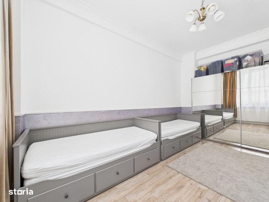 Ap de lux 3 camere, Pajura-Damaroaia,bloc boutique,cu terasa generoasa