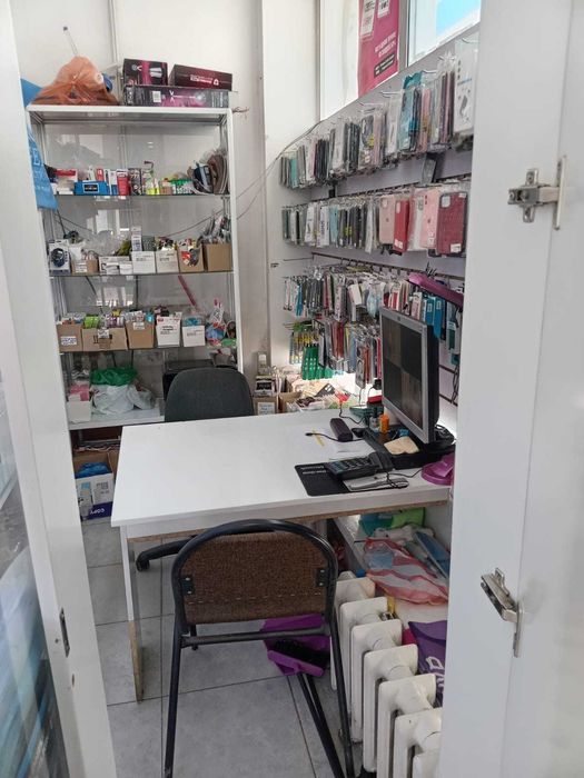 Витрины, торговое оборудование