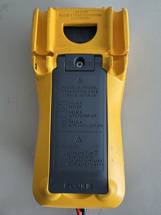 Multimetru Fluke 115 stare buna estetic, functional 100%