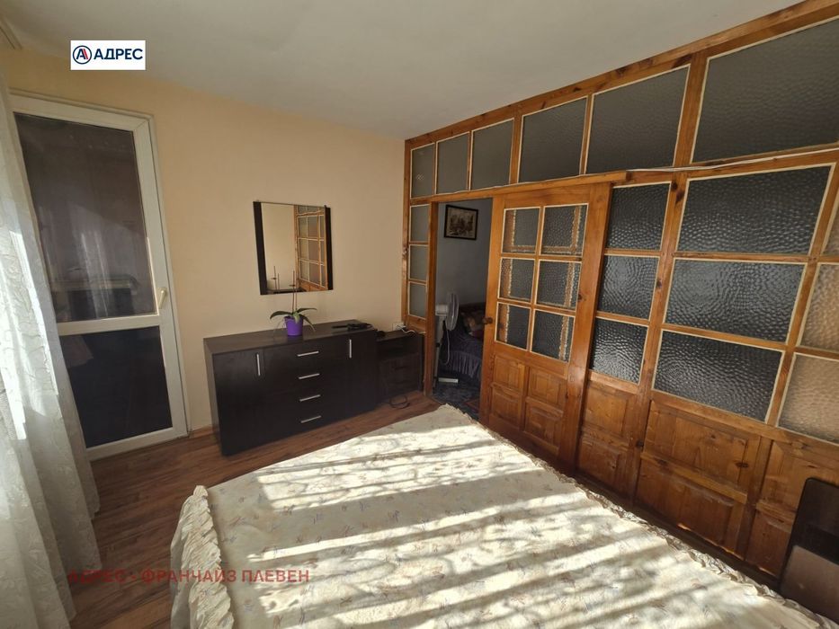 Продава се Тристаен апартамент в Плевен, Дружба 1 - 60 кв.м за 765 €/кв.м - Снимка #3