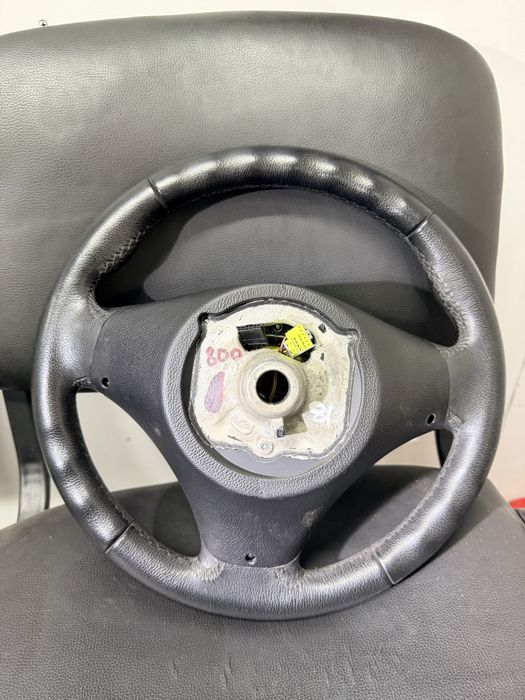 Volan sport bmw e90 e91 e92 e93 e87 e81 e82 e88 e84