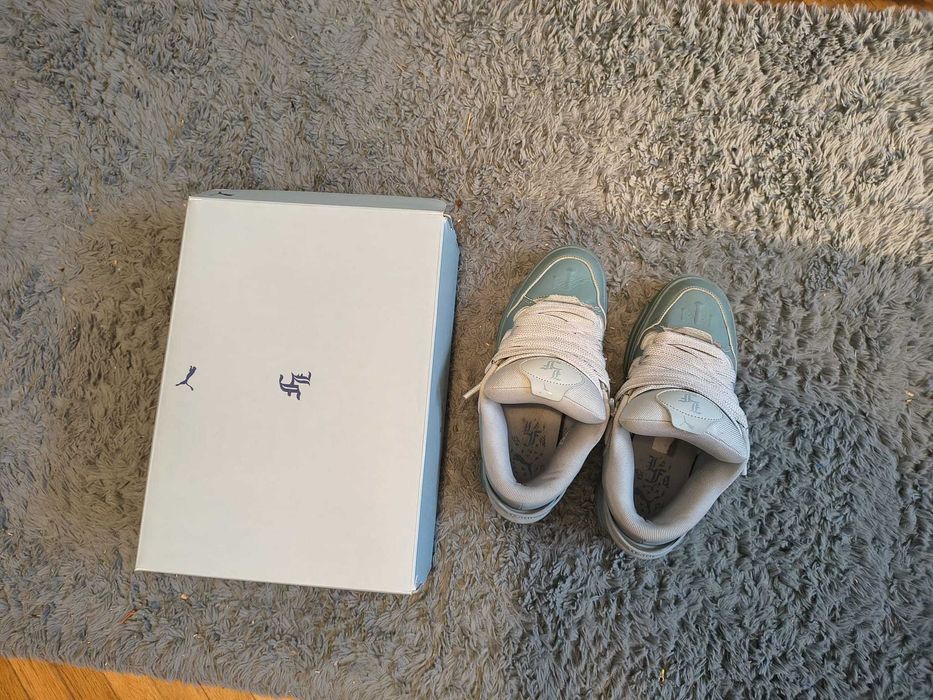 adidasi puma lamelo ice