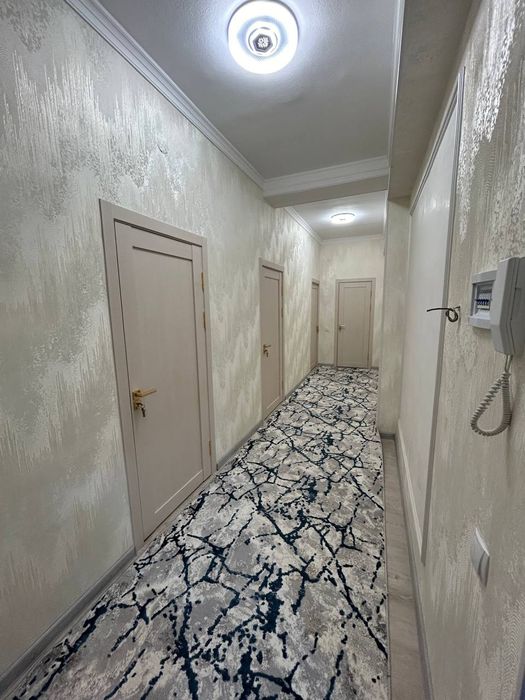 Продается Сергелийский р-н Янги Хаёт 2/8/10 новостройка 57м2 кирпичный