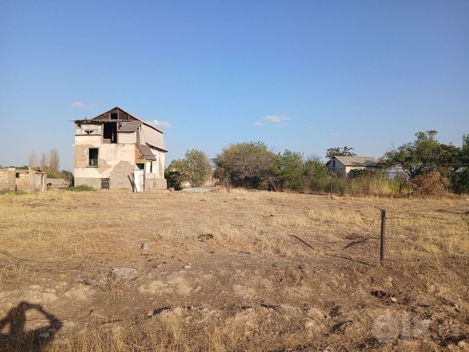 Dacha hovli srochna sotiladi hamma hujatlari bor